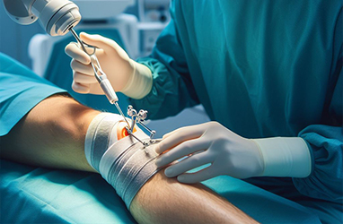 ACL Surgeon in Delhi